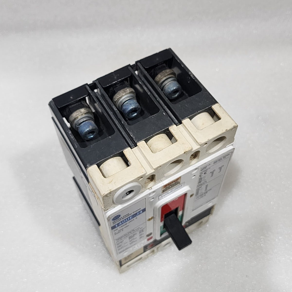 ALLEN BRADLEY CAT 140UE-J4X3 CIRCUIT BREAKER 250A