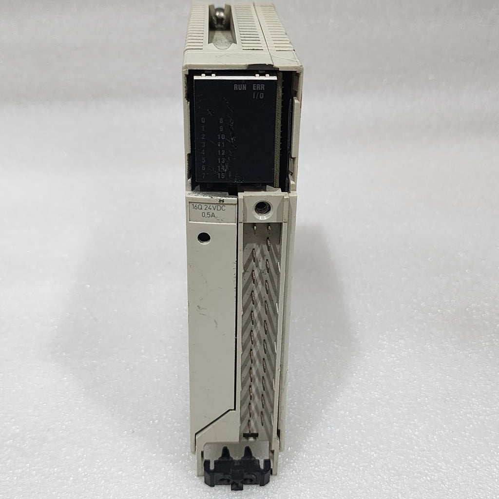 SE TSXDSY16T2 16Q 24VDC SOURCE TR BLK