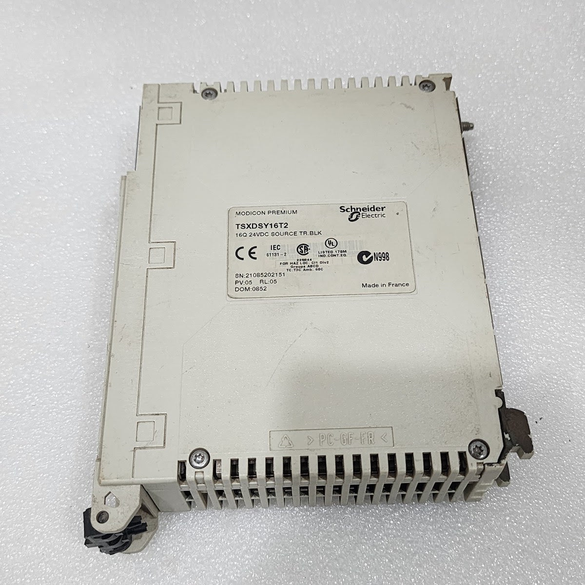 SE TSXDSY16T2 16Q 24VDC SOURCE TR BLK