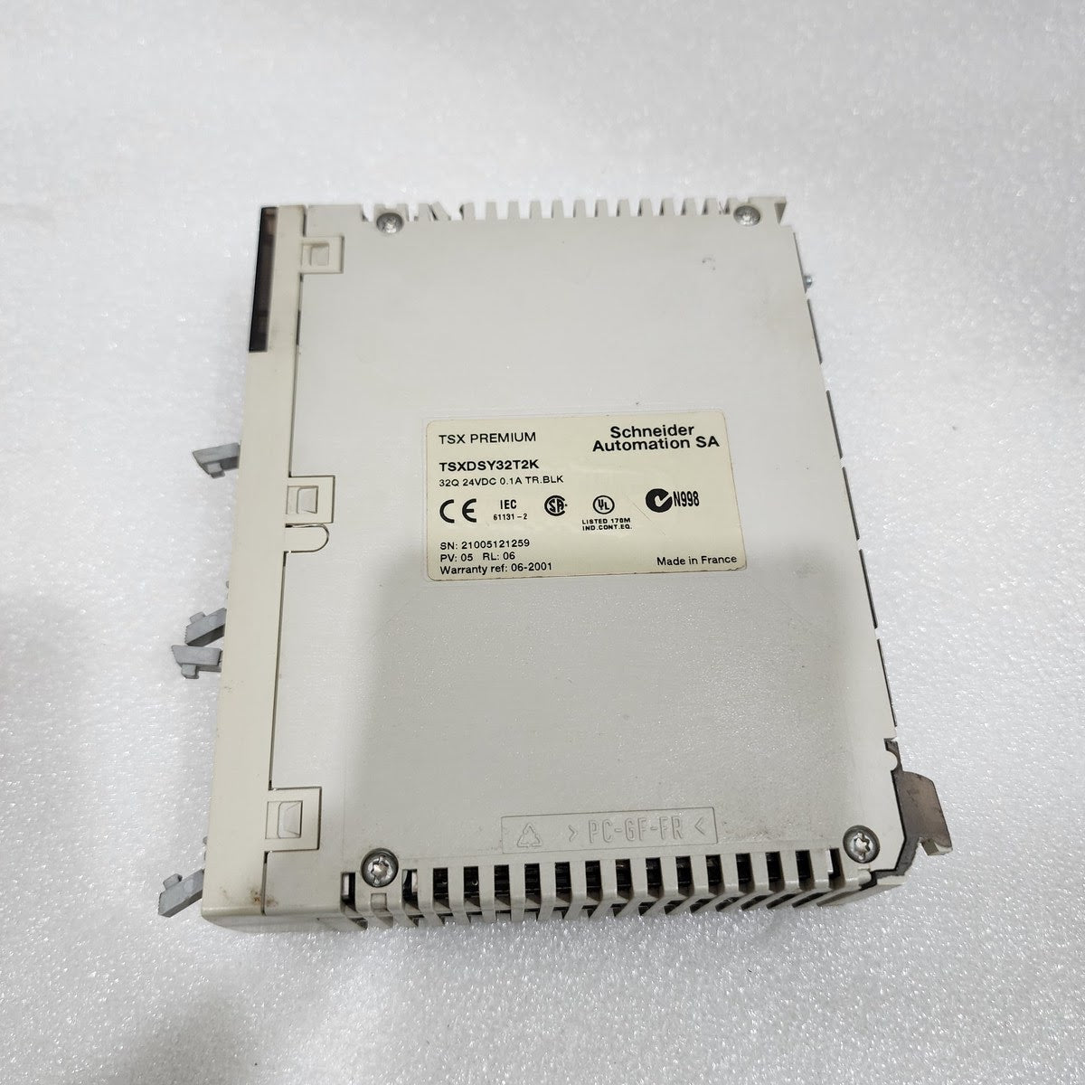 TSXDSY32T2K DISCRETE OUTPUT MODULE