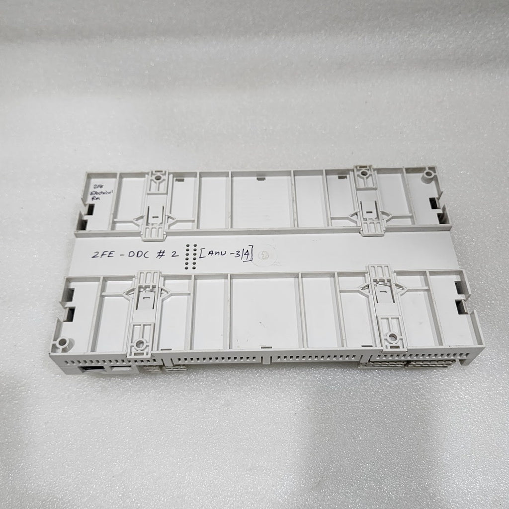 SIEMENS PXC12-E.D AUTOMATION STATION WITH 12 DATA POINTS