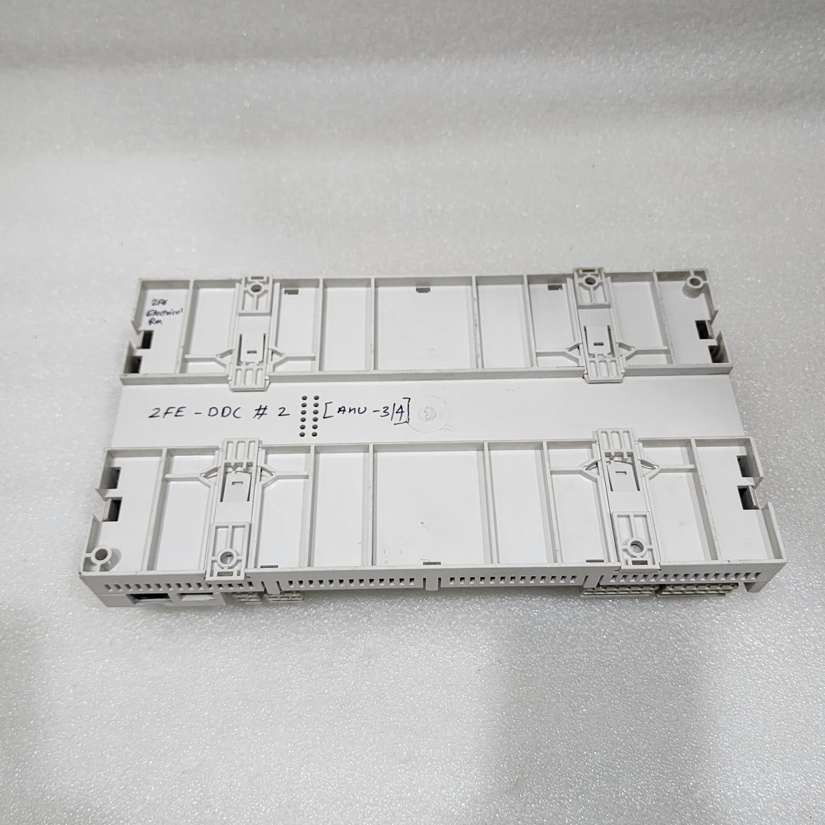 SIEMENS PXC12-E.D AUTOMATION STATION WITH 12 DATA POINTS