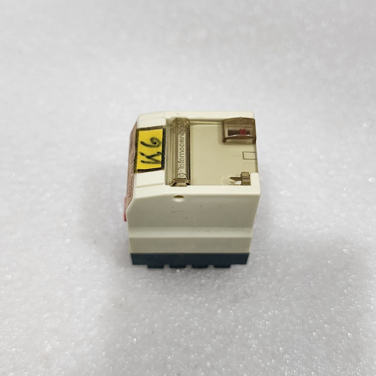 TELEMECANIQUE RHN 41 PLUG IN RELAY 24V