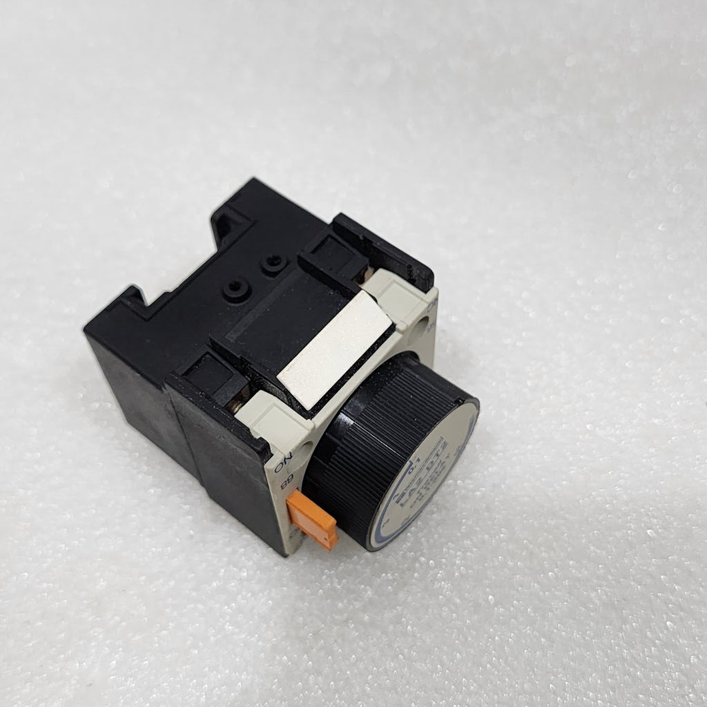 TELEMECANIQUE LA2 DT2 TRAVAIL ON DELAY TIMER 023002 0.1-30S