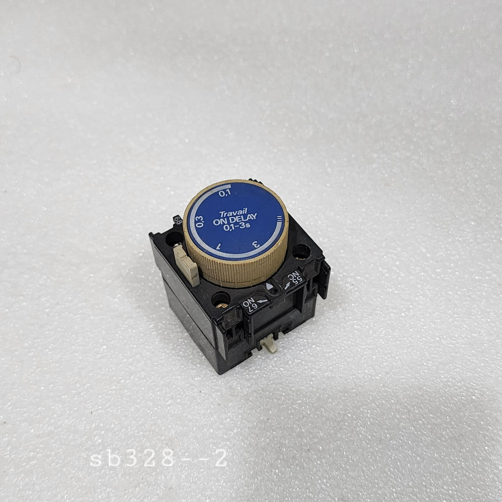 TELEMECANIQUE LA2-D20 A65 TRAVAIL TIMER BLOCK 0.1-3 SEC