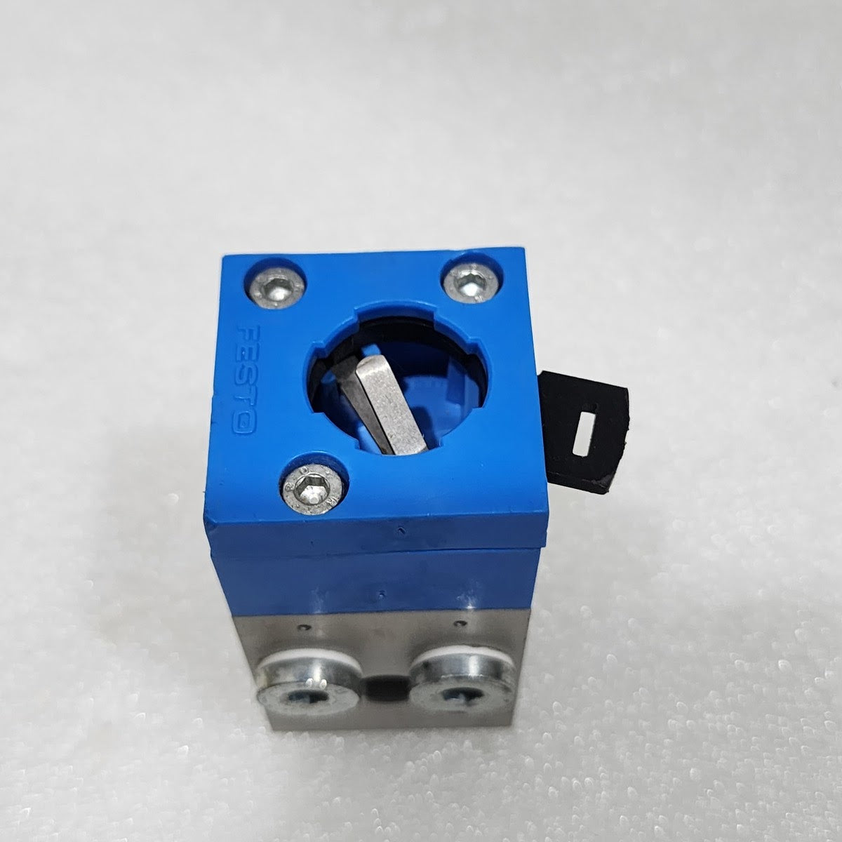 FESTO SVS-4-1/8 SINGLE SOLENOID 10192 B302