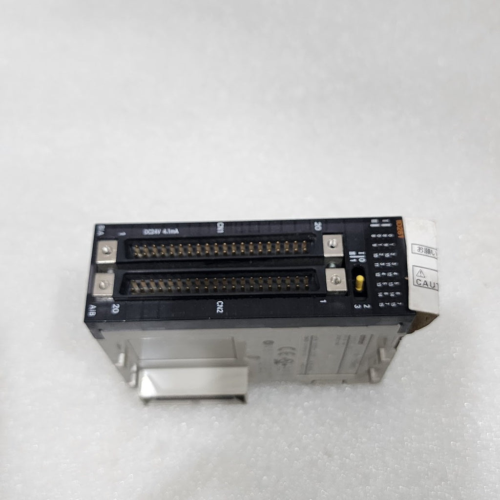 OMRON CJ1W-ID261 INPUT UNIT 24VDC
