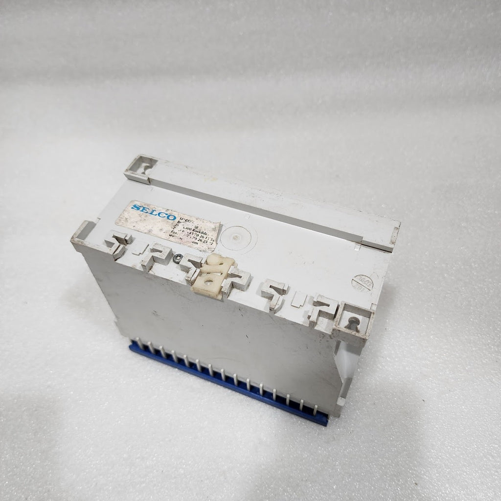SELCO T3300-00 3-PHASE VOLTAGE RELAY 230V