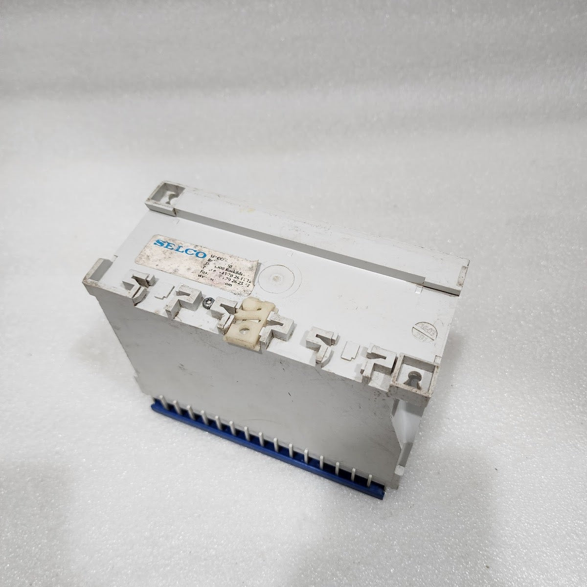 SELCO T3300-00 3-PHASE VOLTAGE RELAY 230V