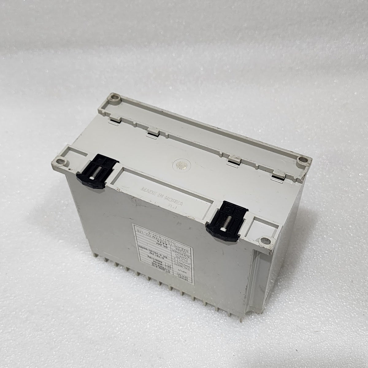 DAE JOO DT-33W-S1D WATT TRANSDUCER 24VDC