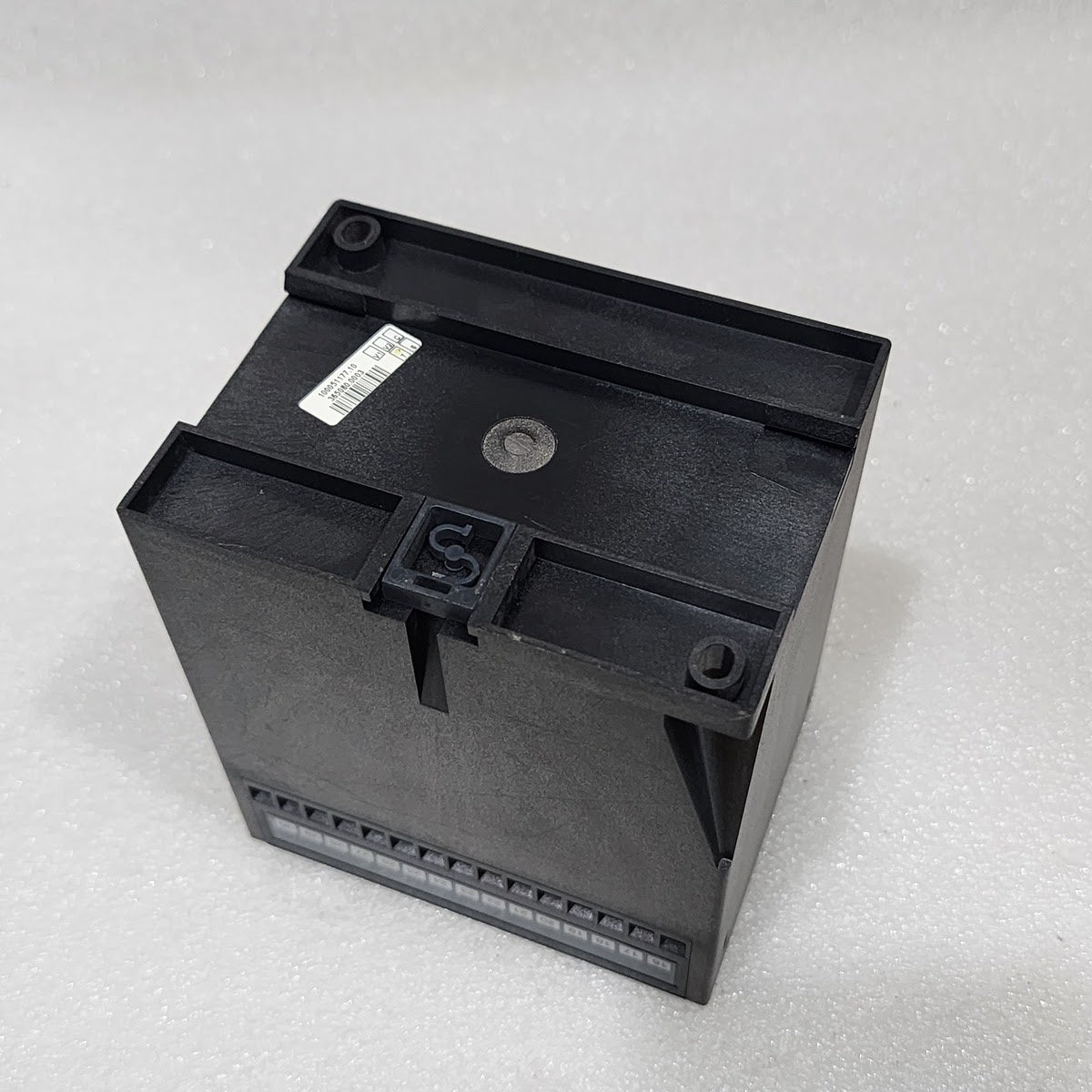 DEIF RMC-122D CURRENT RELAY 230VAC 100051177.10