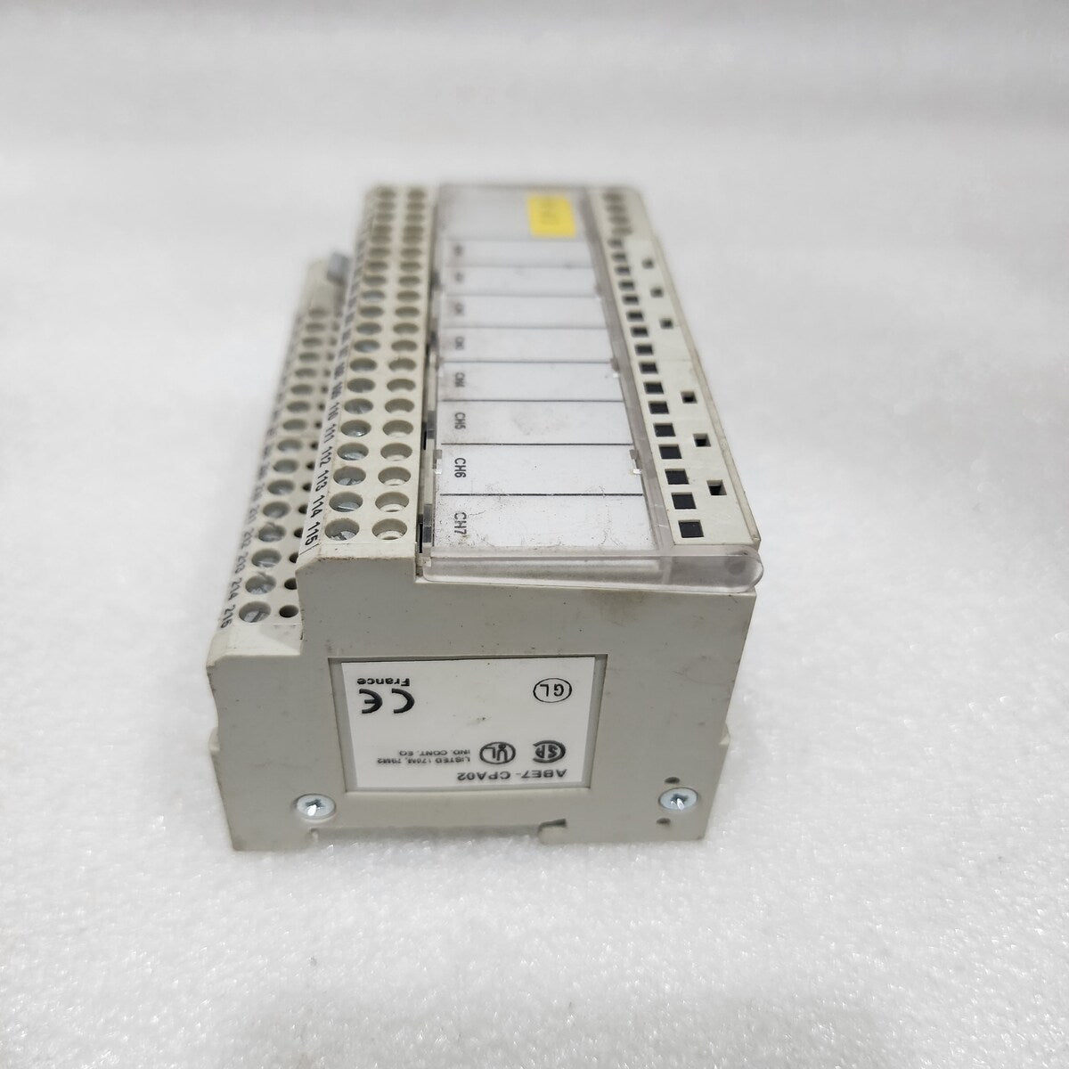TELEMECANIQUE ABE7-CPA02 8-CH CONNECTION SUB-BASE MODULE