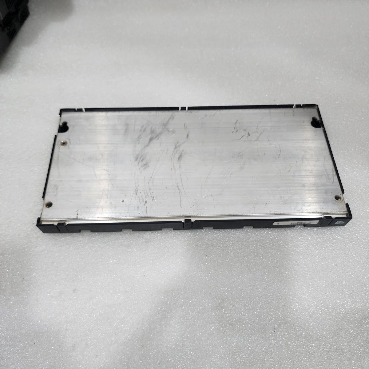 GE FANUC IC693CHS397J 5-SLOT BASE EMI ENHANCED
