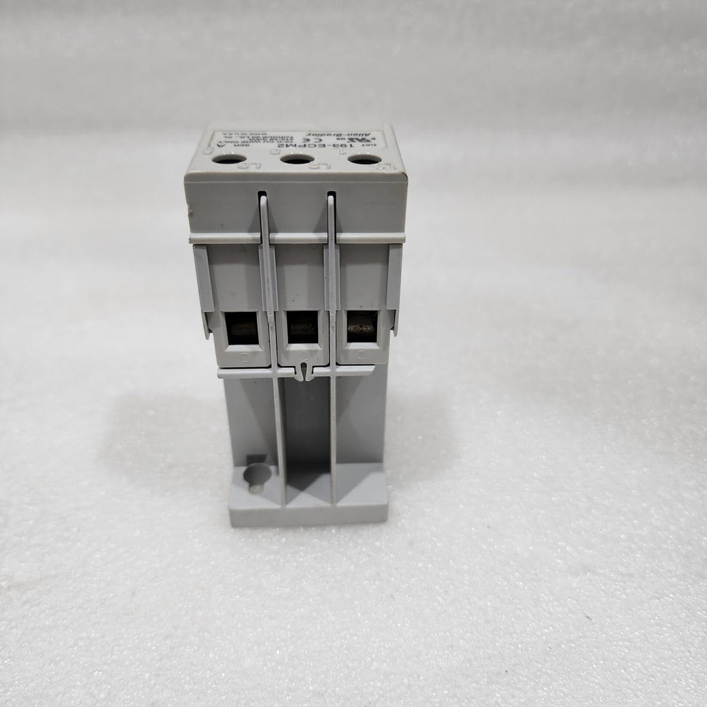 ALLEN BRADLEY CAT 193-ECPM2 DIN RAIL PANEL ADAPTER