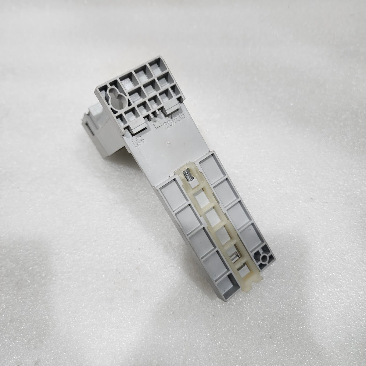 ALLEN BRADLEY CAT 193-ECPM2 DIN RAIL PANEL ADAPTER
