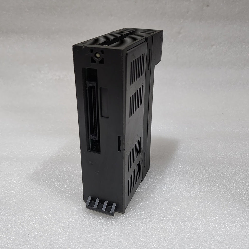MITSUBISHI A1SY10EU OUTPUT MODULE