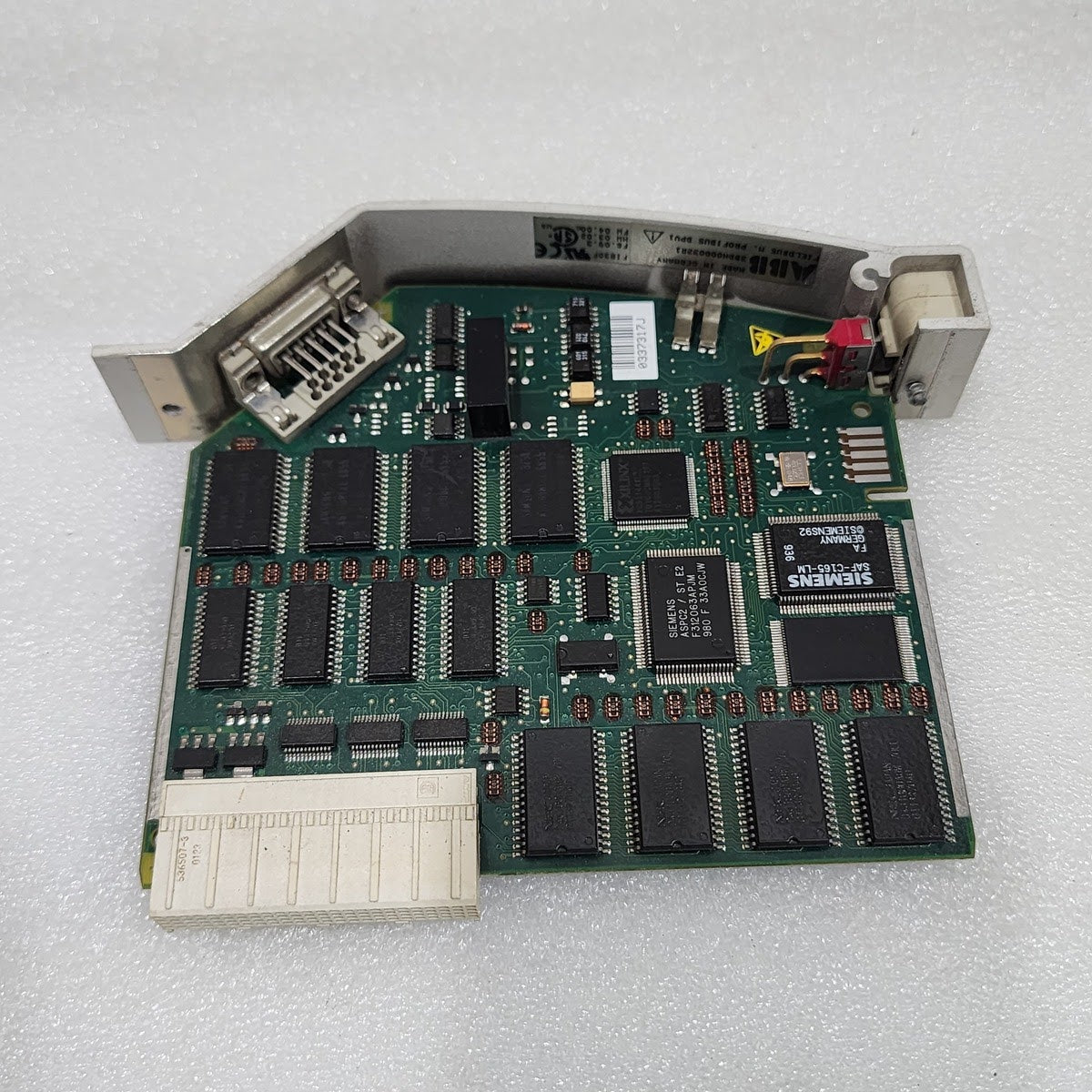 SR1 A201FU ZELIO LOGIC RELAY MODULE 100-240VAC