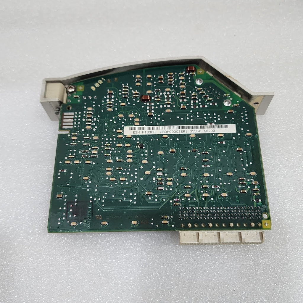 SR1 A201FU ZELIO LOGIC RELAY MODULE 100-240VAC