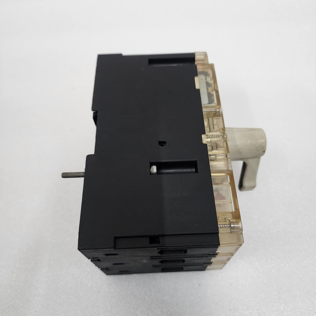 MOELLER NZMS4-40 3-POLE CIRCUIT BREAKER WITH THERMAL MAGNETIC TRIP MODULE 40A