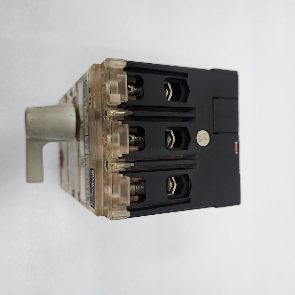 MOELLER NZMS4-40 3-POLE CIRCUIT BREAKER WITH THERMAL MAGNETIC TRIP MODULE 40A