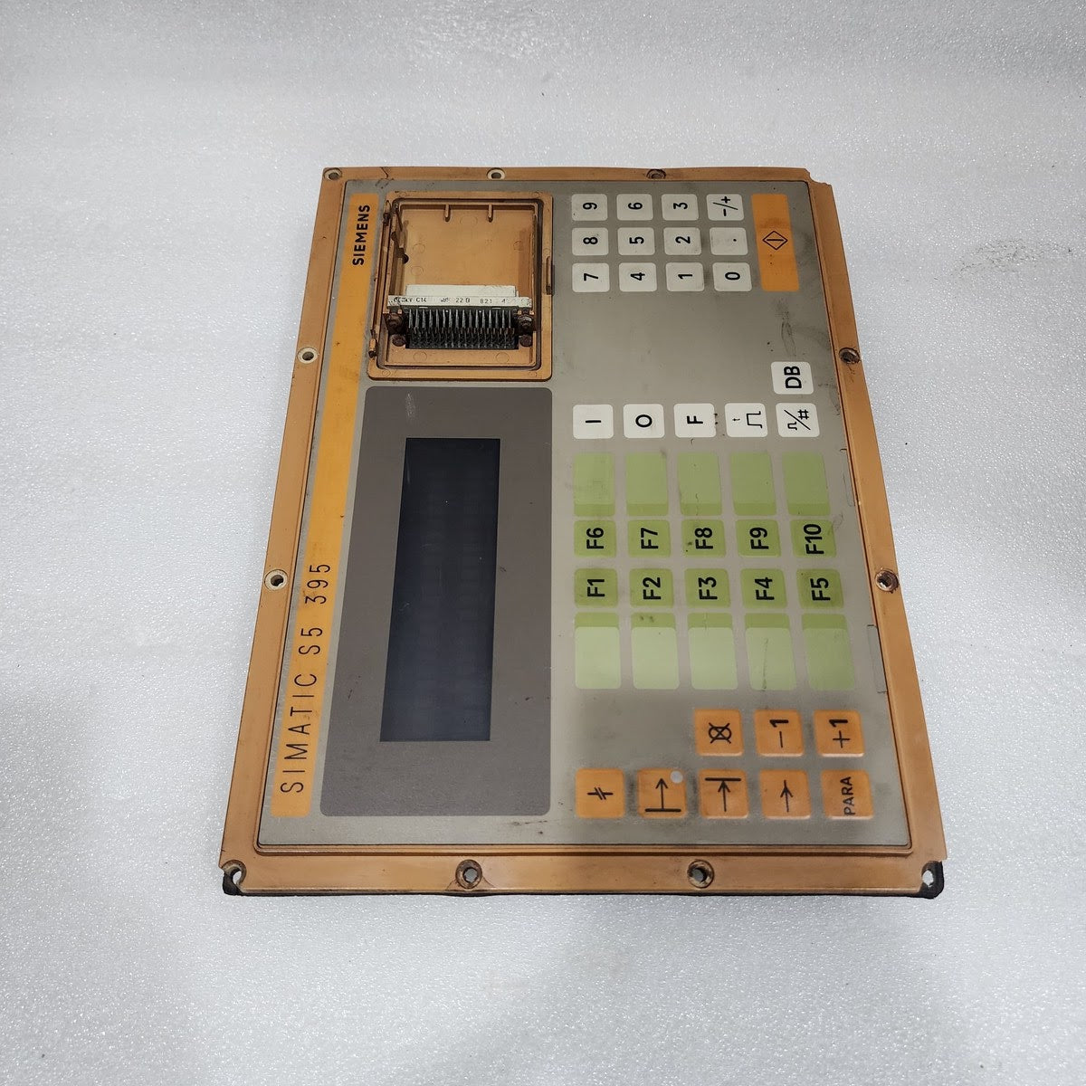 SIEMENS SIMATIC S5 395 OPERATOR PANEL 6ES5 395-0UA21 F-NO: X03-015
