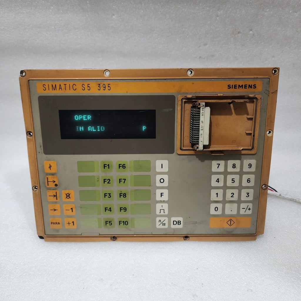 SIEMENS SIMATIC S5 395 OPERATOR PANEL 6ES5 395-0UA21 F-NO: X03-015