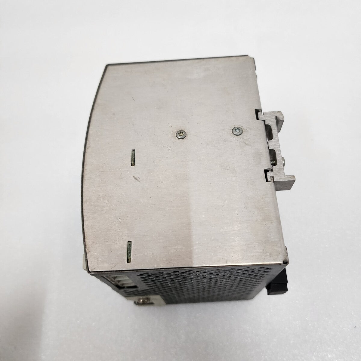PULS SL10 POWER SUPPLY 48VDC 5A SL10.101