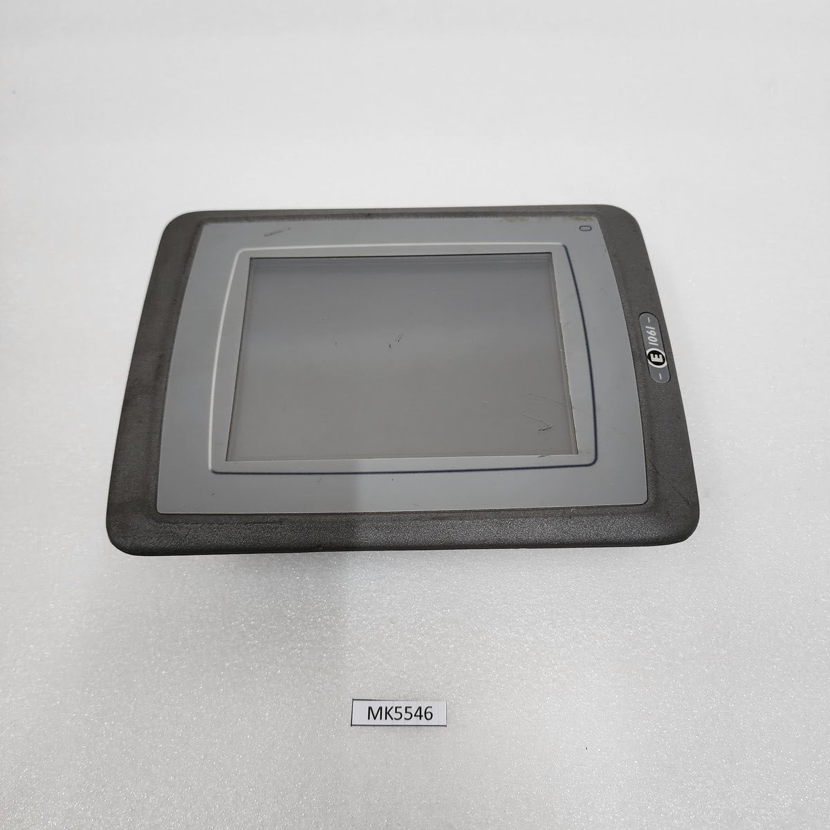 MITSUBISHI E1061 HMI TOUCH PANEL 07905A 24VDC 1136-007