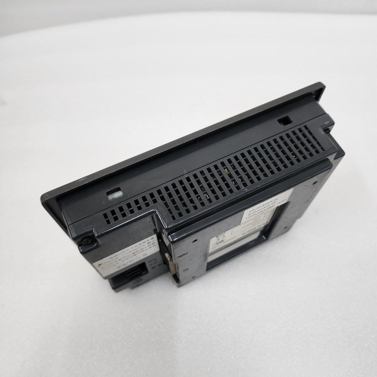 PROFACE GP37W2-BG41-24V  GRAPHIC TERMINAL 24VDC