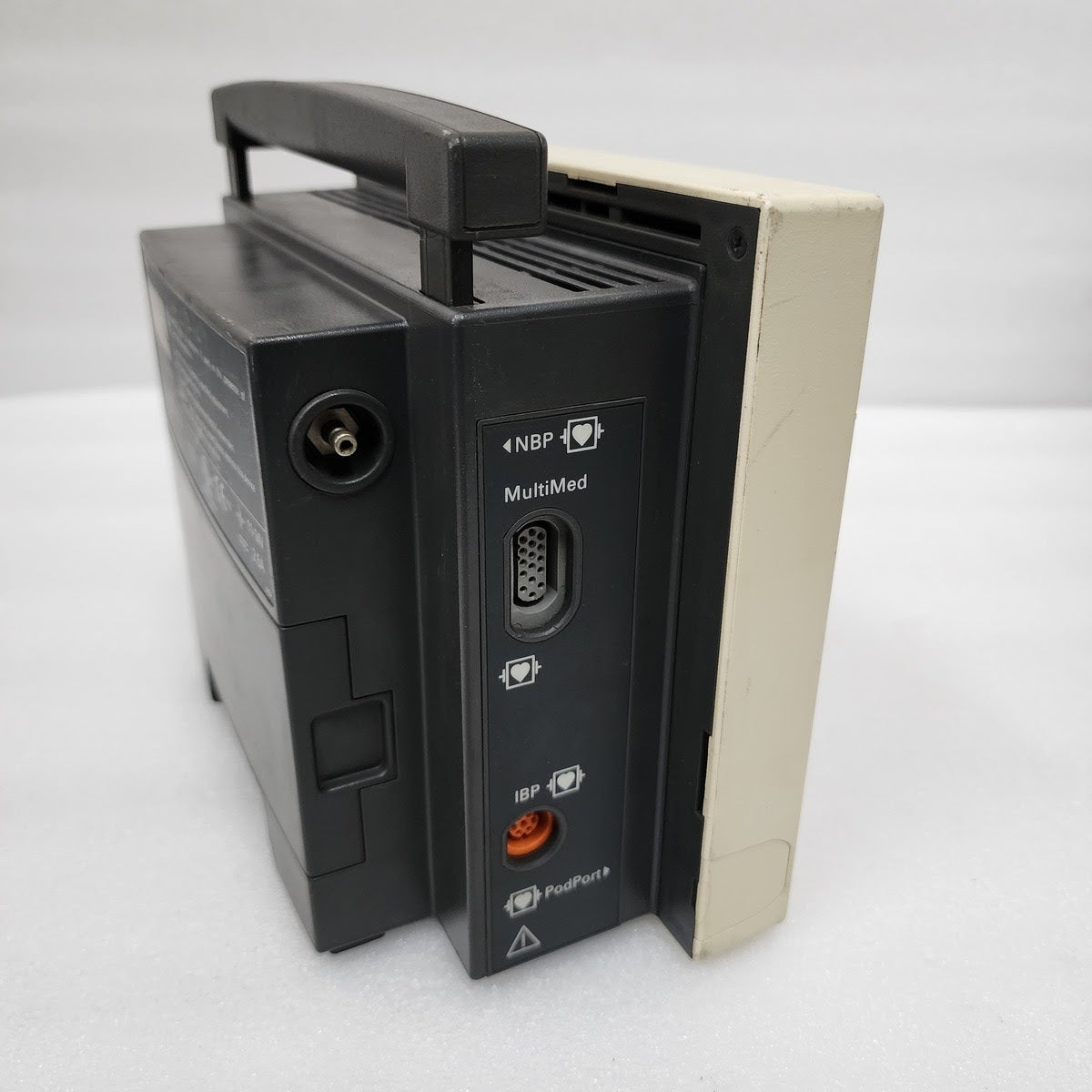 SIEMENS SC 6002XL ENG INTENSIVE PATIENT MONITOR 59 46 798 E551U