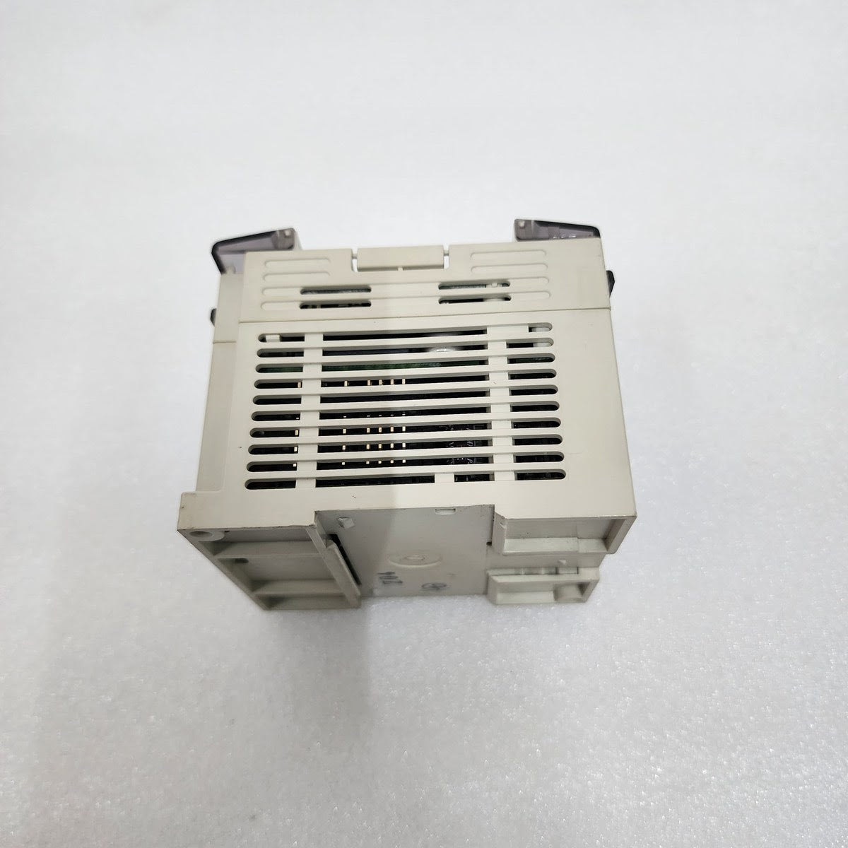MITSUBISHI FX1S-20MR-ES/UL PROGRAMMABLE CONTROLLER 100-240VAC