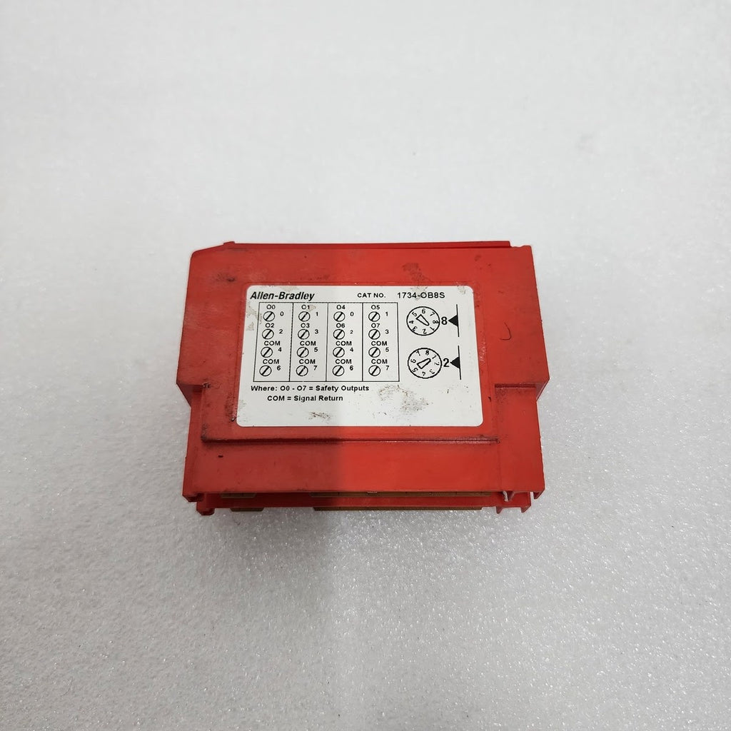 ALLEN BRADLEY CAT 1734-OB8S POINT I/O SAFETY MODULE 193343 SER B