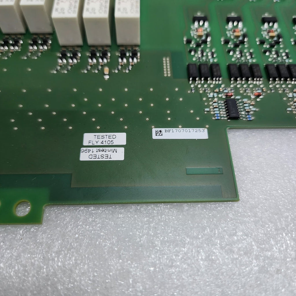 SIEMENS C53040-A52-C610-2 7SJ82 CARD C53207-A601-B610-1