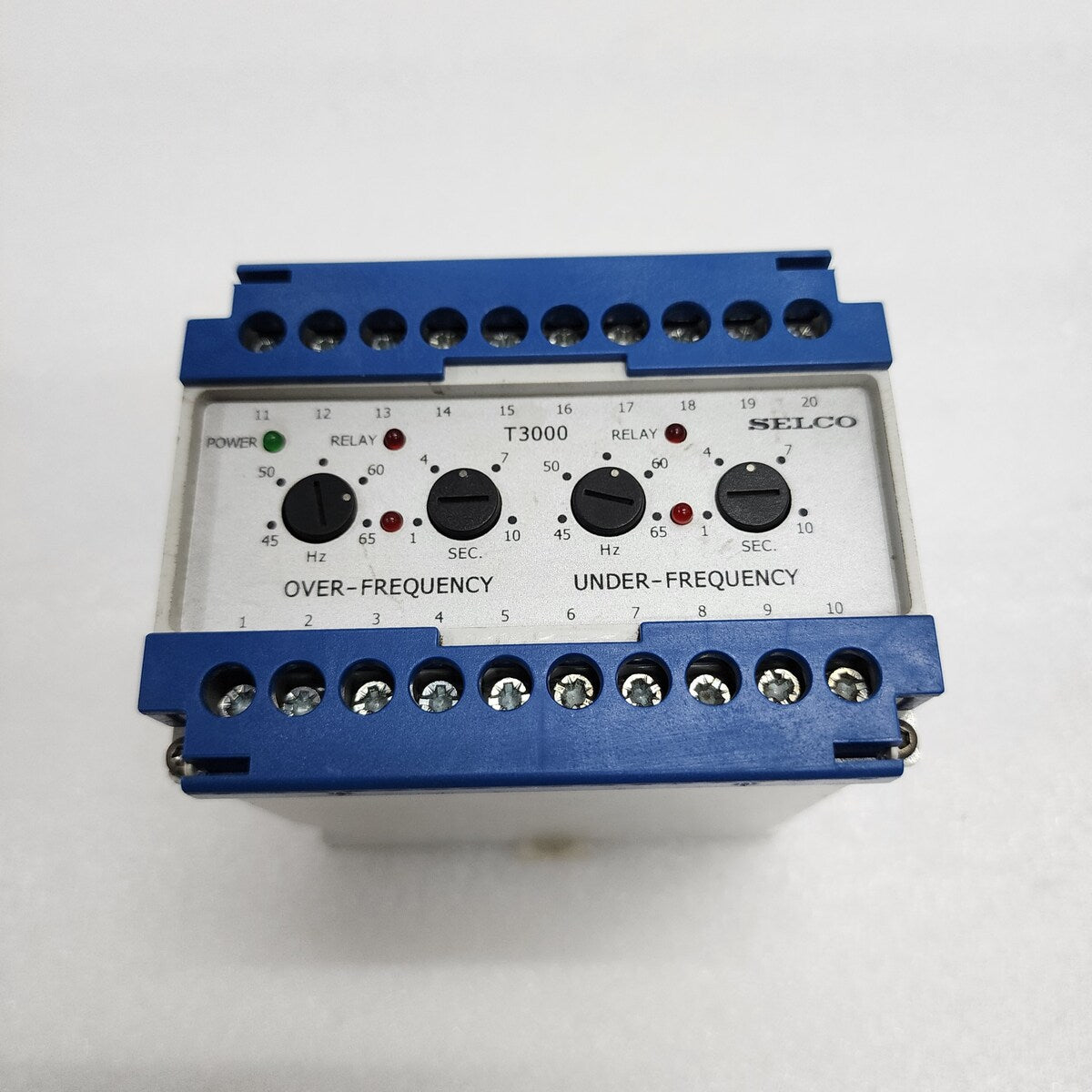 SELCO T3000.0020 FREQUENCY UNIT 400-450V