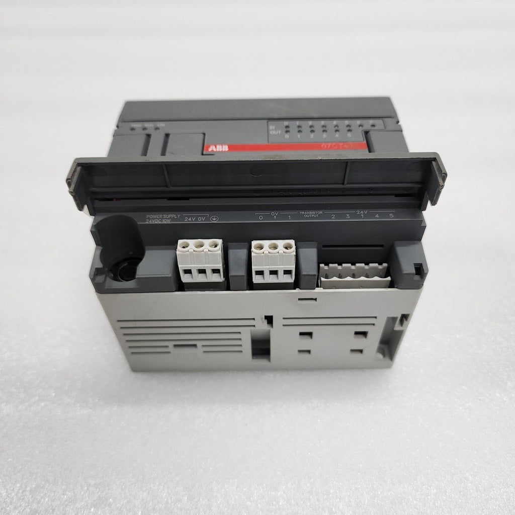 ABB 07CT41 CENTRAL UNIT TRANSISTOR OUTPUT 1SBP260022R1001