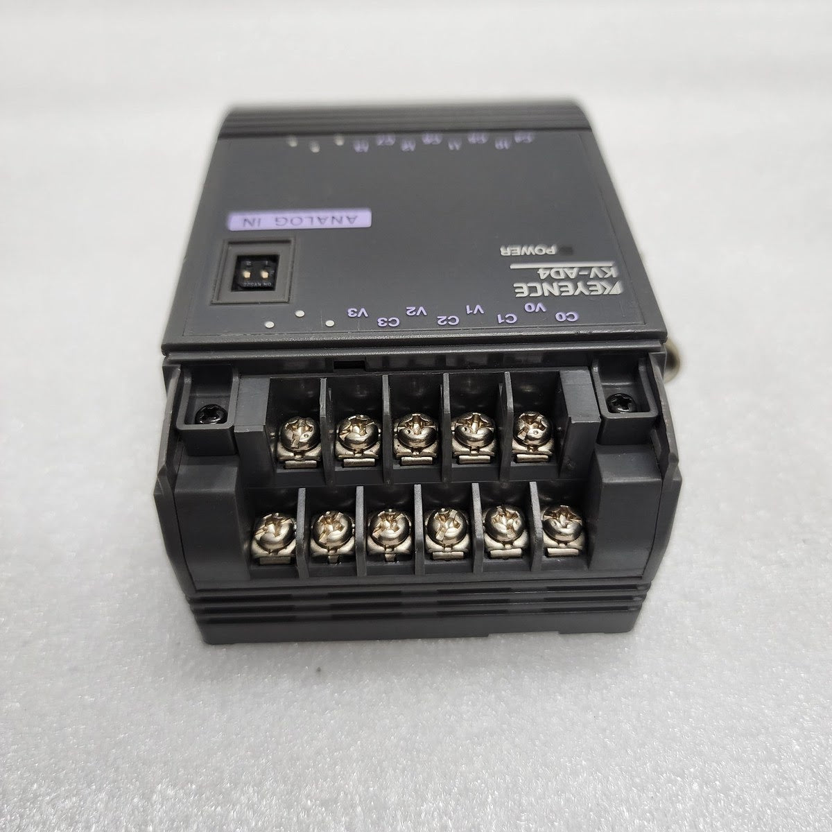 KEYENCE KV-AD4 ANALOG INPUT MODULE