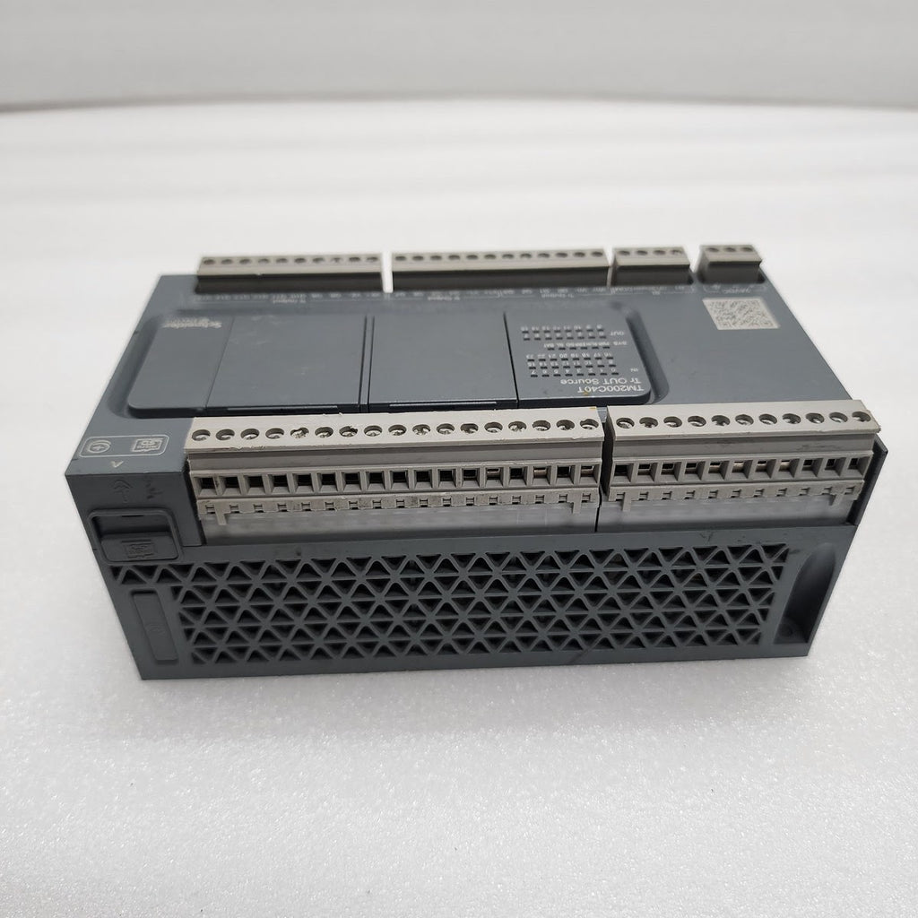 TM200C40T CONTROLLER M200 40 I/O TRANSISTOR SOURCE