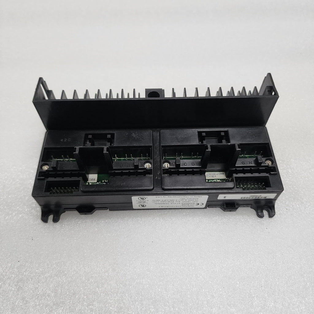 GE FANUC IC670CHS101ACA1 I/O BASE BARRIER STYLE TERMINAL