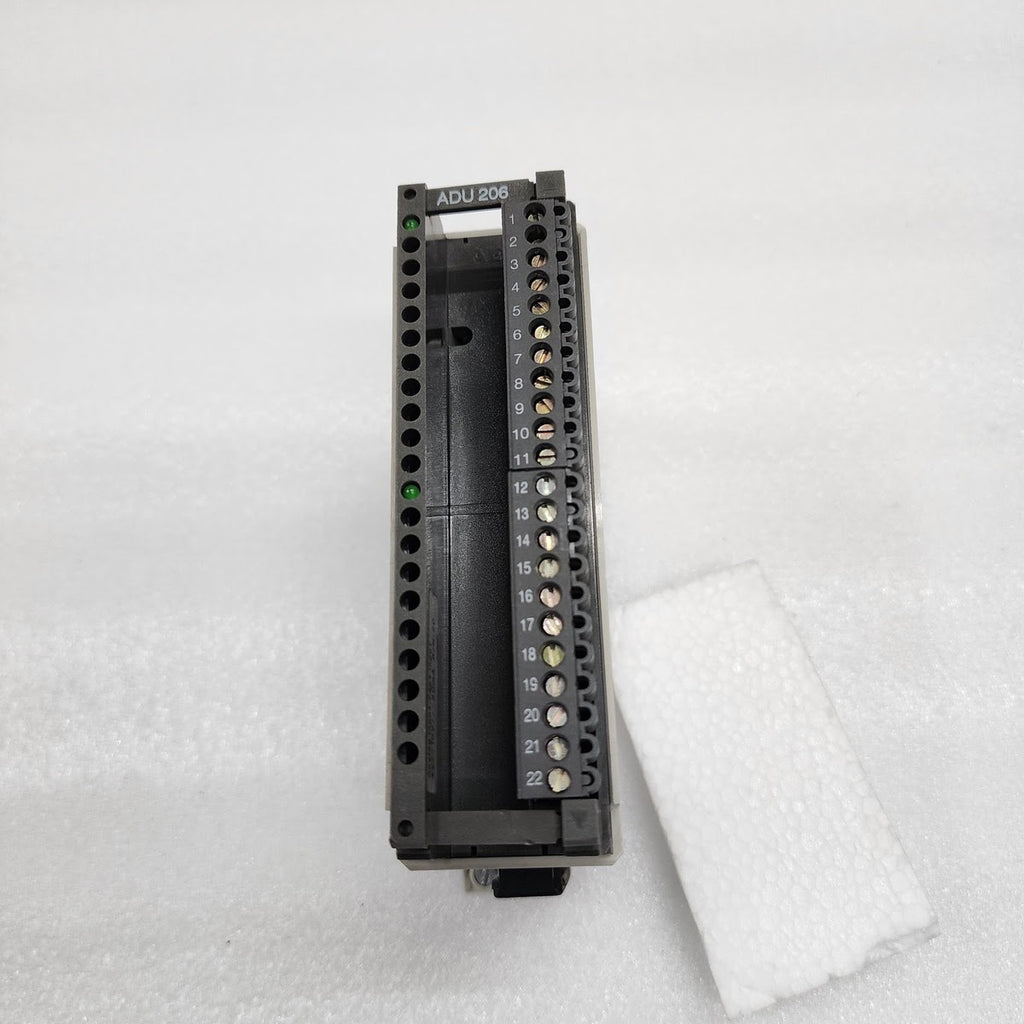 AEG SCHNEIDER TSX COMPACT ADU 206 ANALOG INPUT MODULE AS-BADU-206 MN 042 274 905