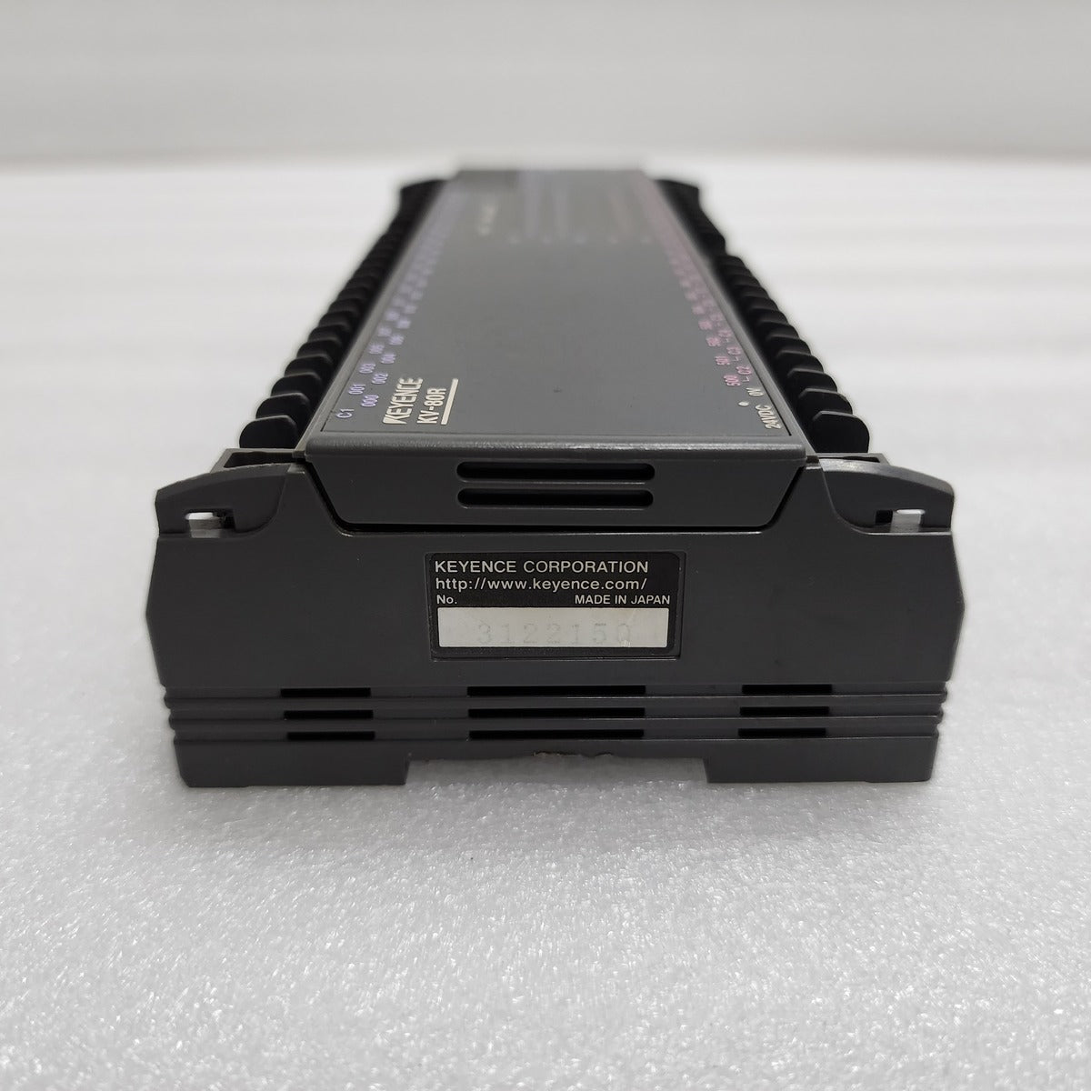 KEYENCE KV-80R CPU PLC MODULE CRACK ON BACK OF BODY