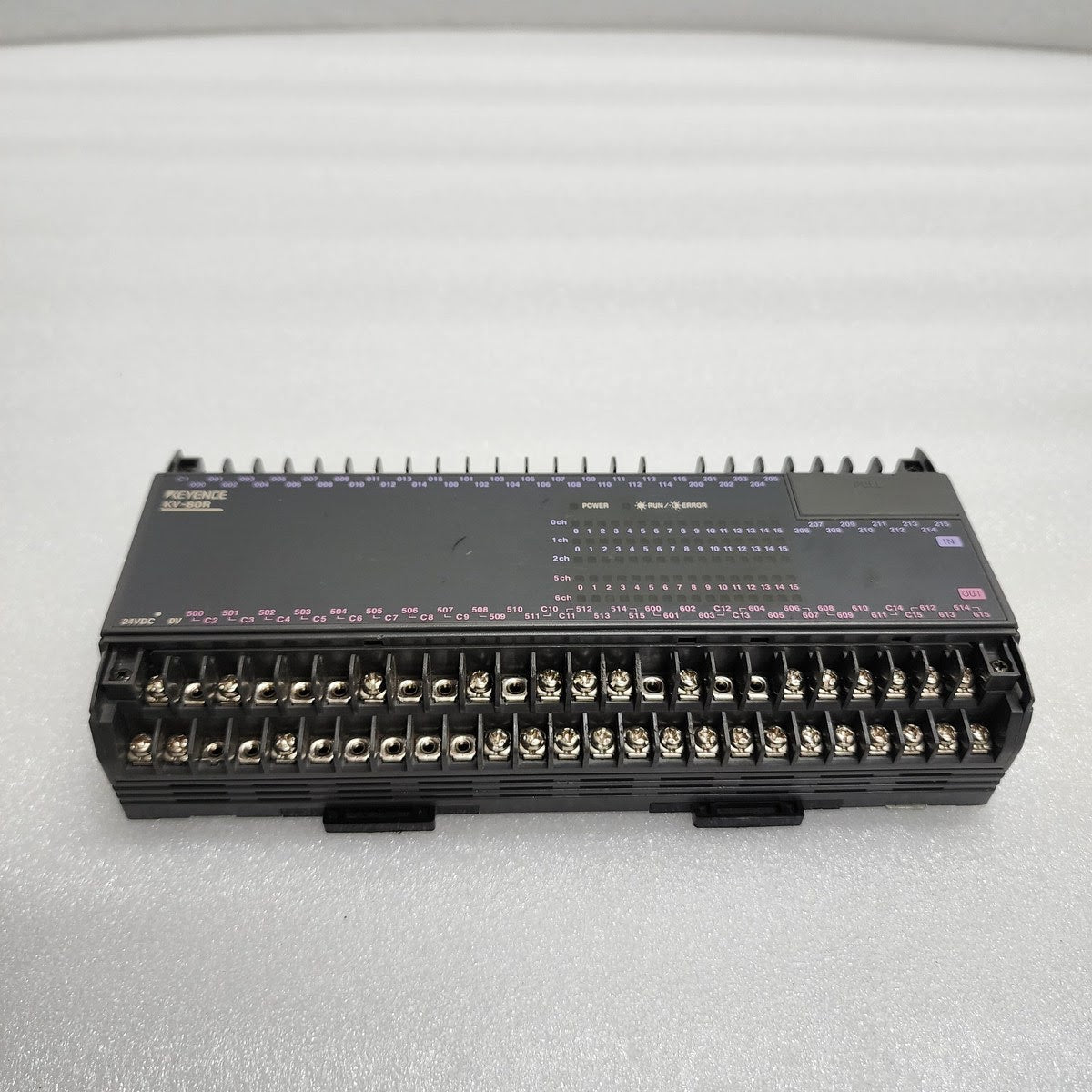 KEYENCE KV-80R CPU PLC MODULE CRACK ON BACK OF BODY