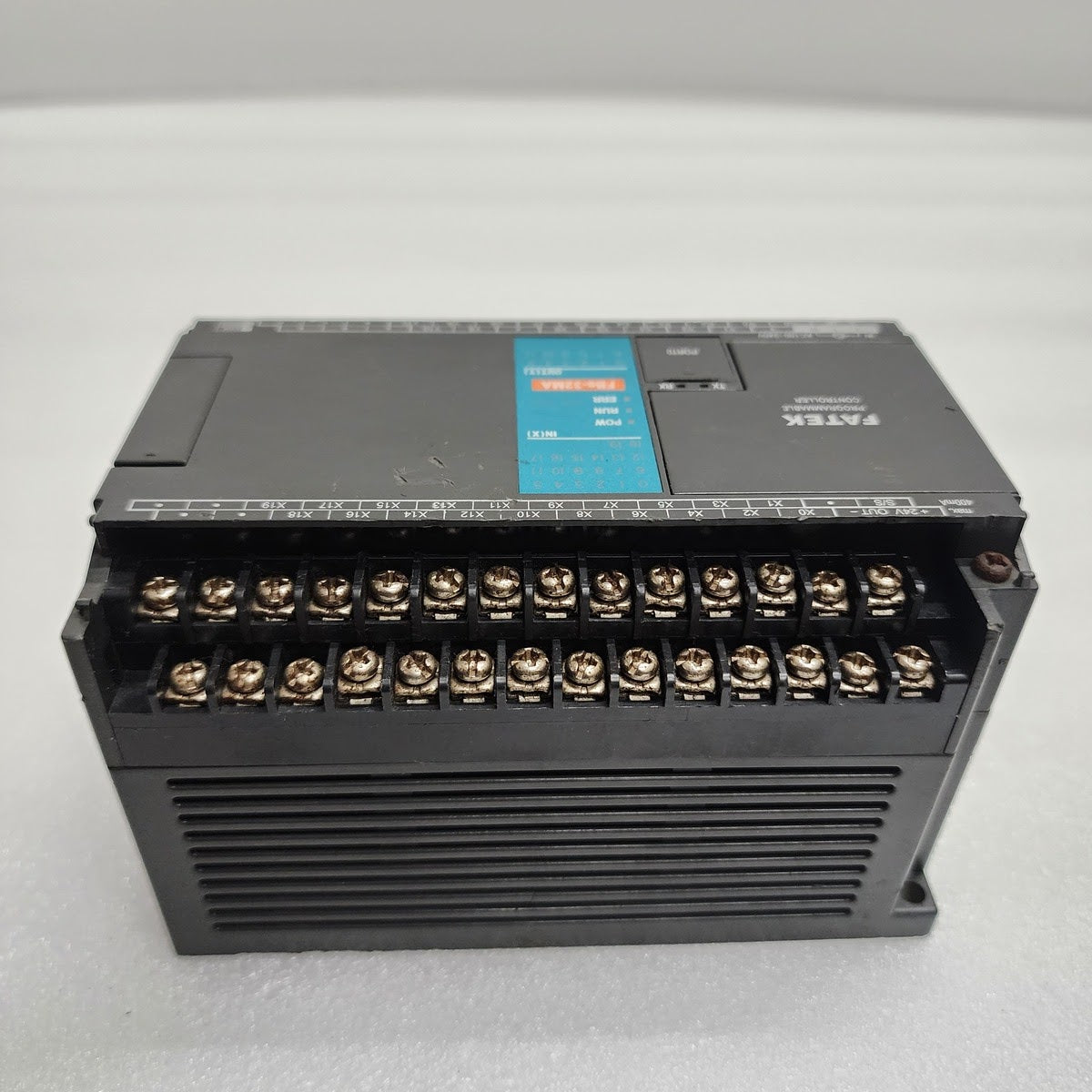 FATEK FBS-32MA PROGRAMMABLE CONTROLLER 100-240VAC
