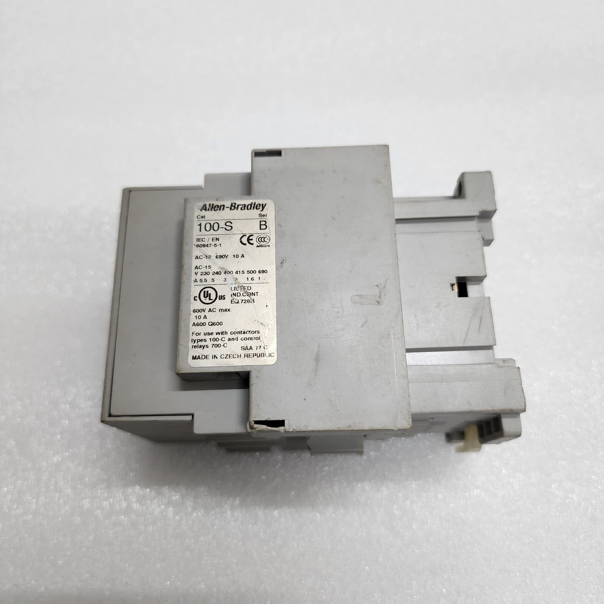 ALLEN BRADLEY CAT 100-C43-00 SER A MAGNETIC CONTACTOR 85A 110V