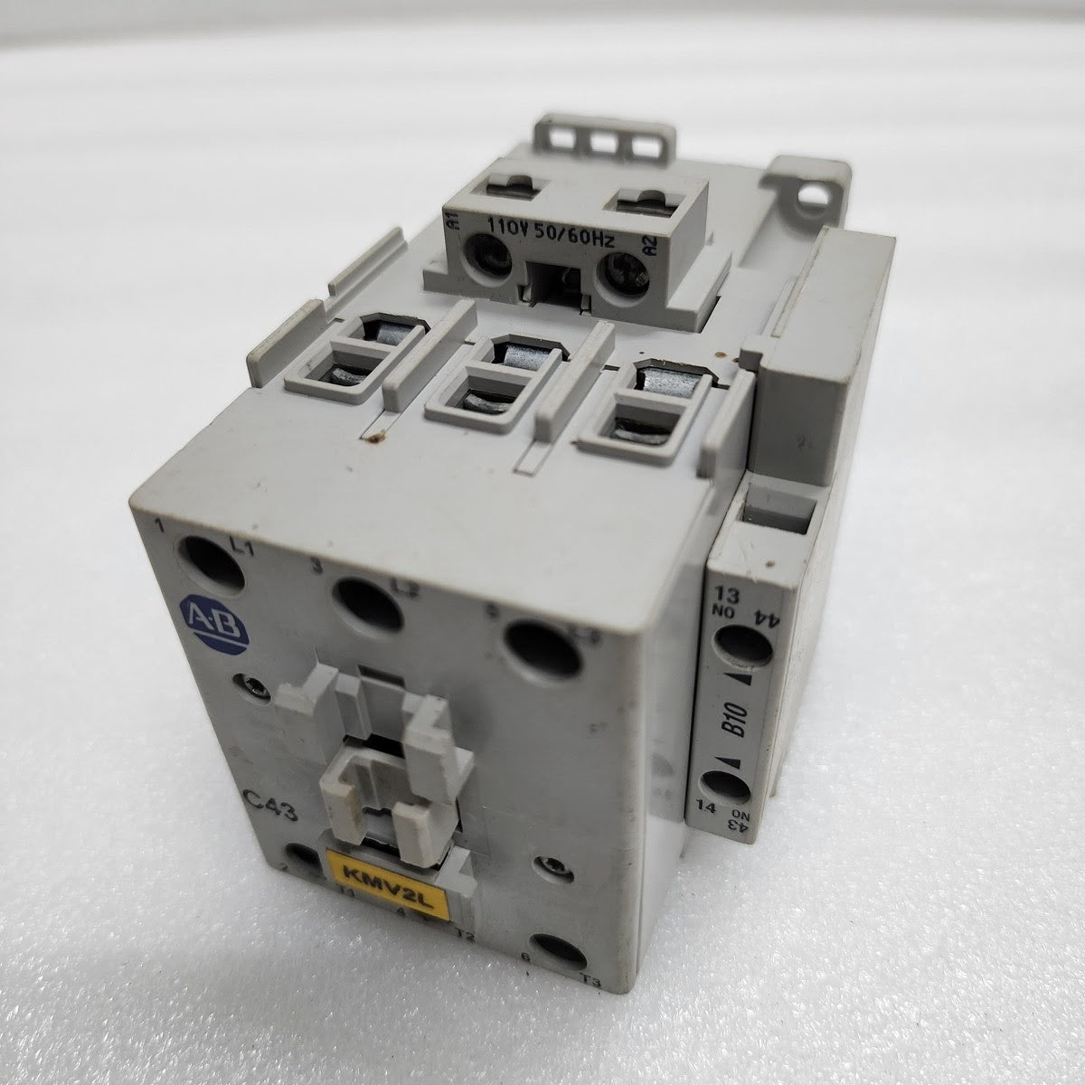 ALLEN BRADLEY CAT 100-C43-00 SER A MAGNETIC CONTACTOR 85A 110V