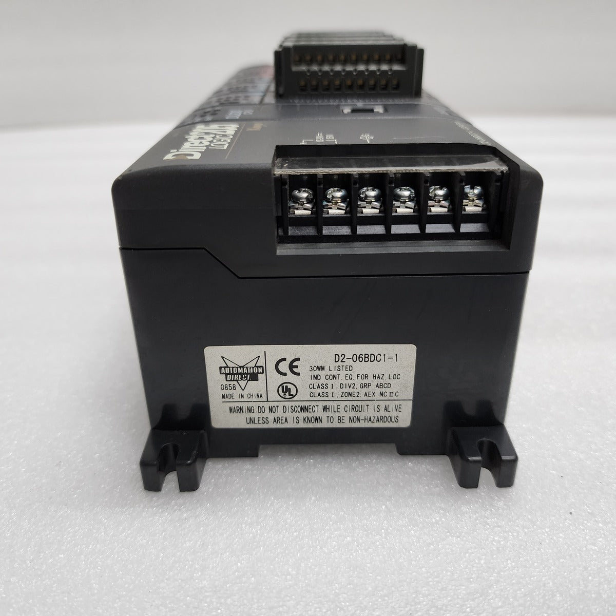 DIRECT LOGIC 205 KOYO PLC DL230 CPU D2-16ND3-2 IN D2-16TD2-2 OUT D2-06BDC1-1