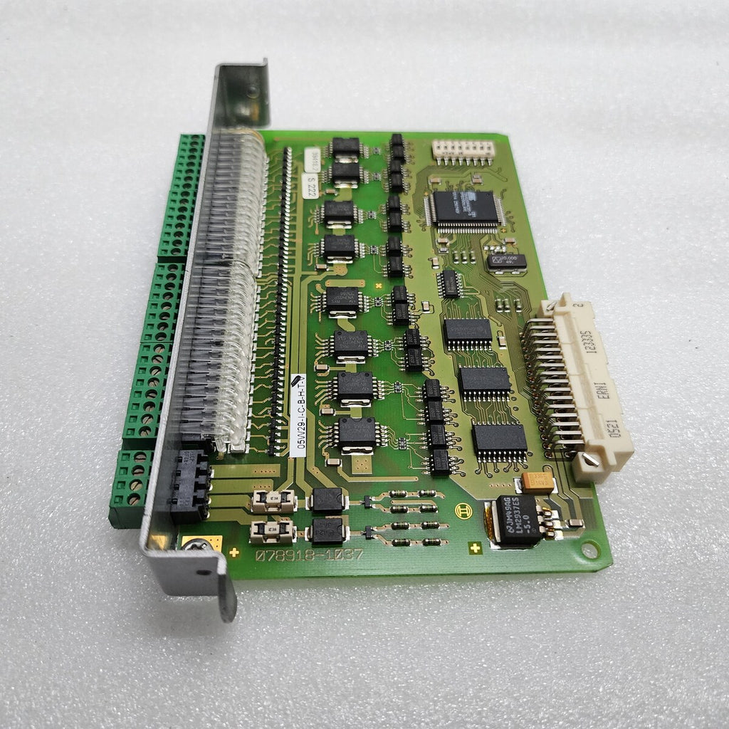 BOSCH A24V-/0.5A OUTPUT MODULE 1070078917-107