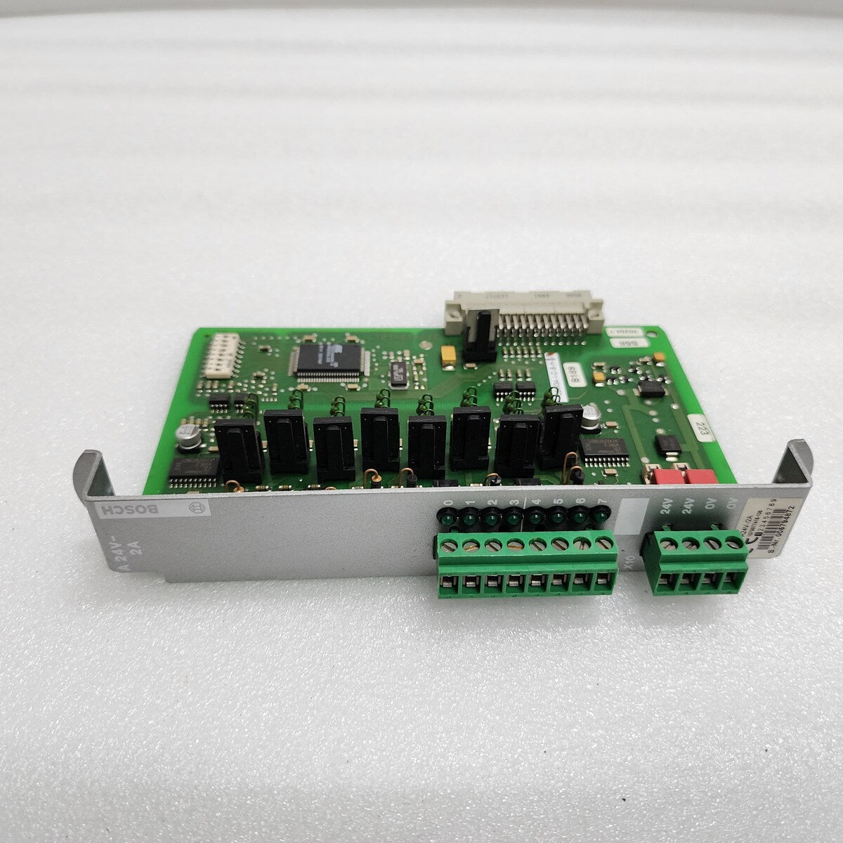 BOSCH A 24V-/2A OUTPUT MODULE 1070077418-106