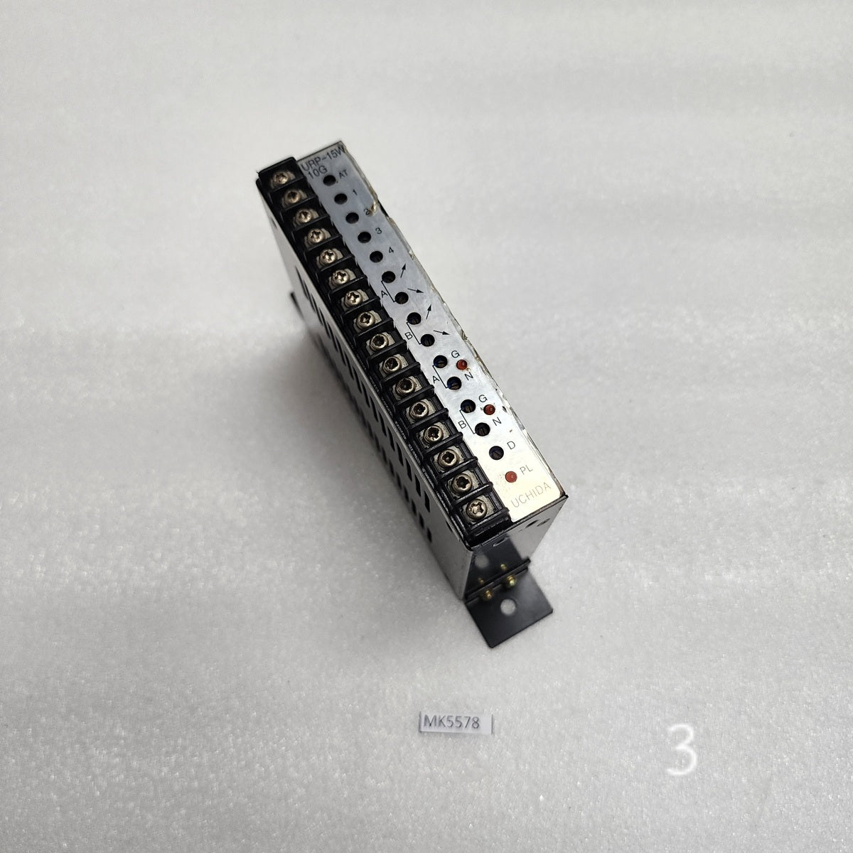 ALLEN BRADLEY CAT 1734-0B8S POINT GUARD I/O SAFETY MODULE 19907 SER A