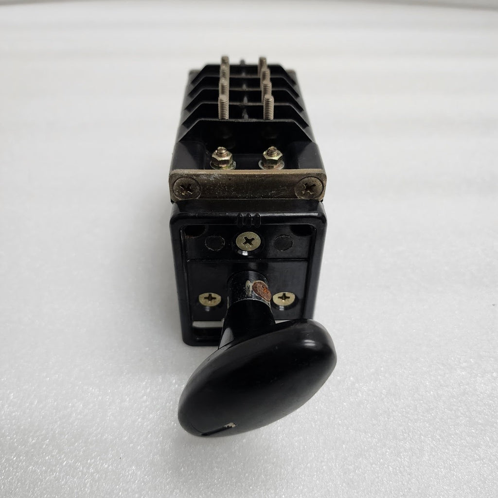 TERASAKI CD-104 CONTROL SWITCH 125-500VAC / 125-250VDC