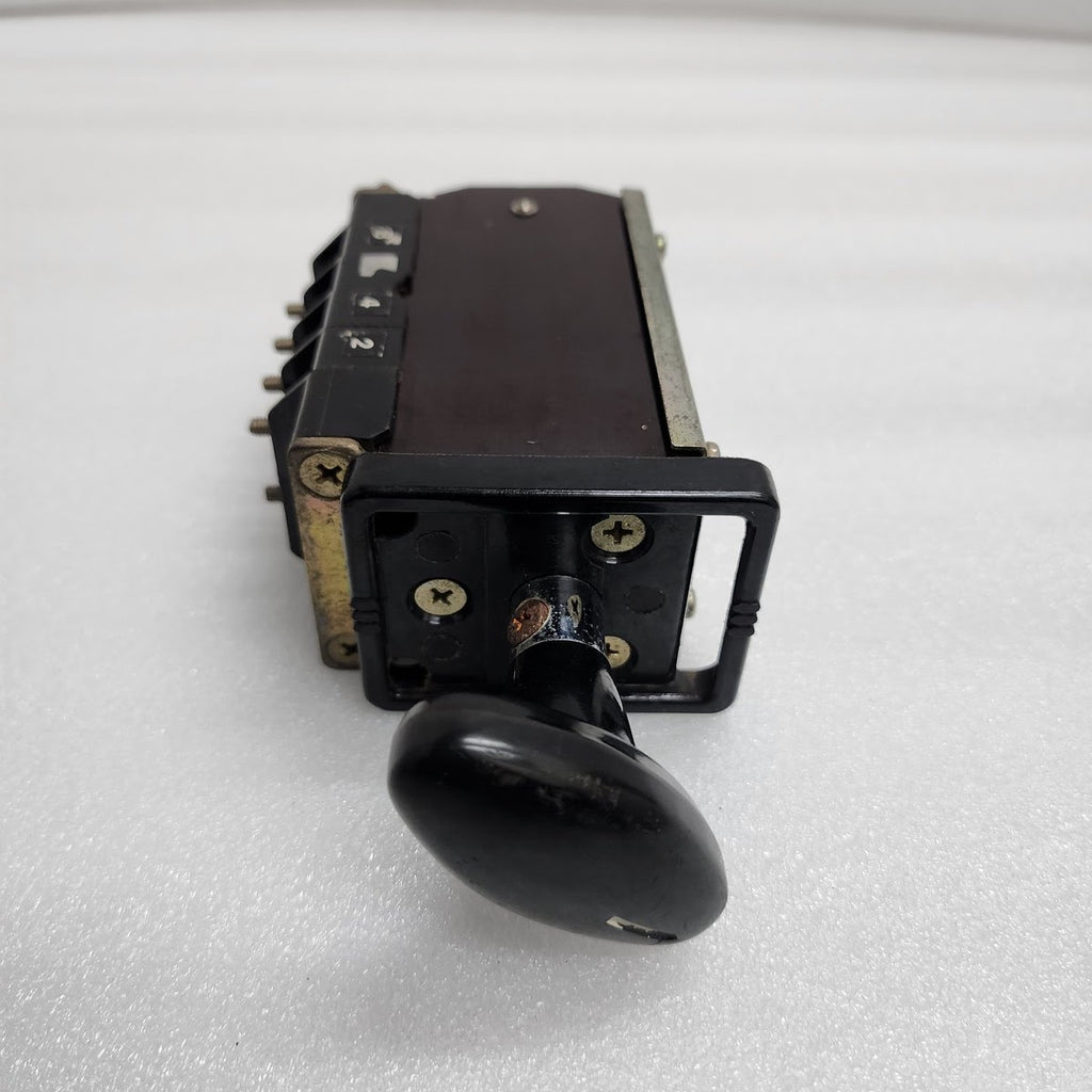 TERASAKI CD-104 CONTROL SWITCH 125-500VAC / 125-250VDC